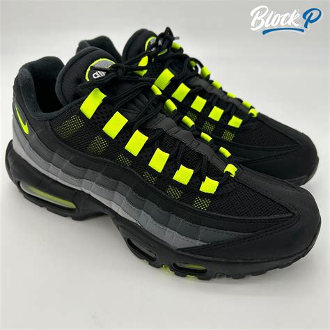 fake nike 95|nike air max 95s lookup.